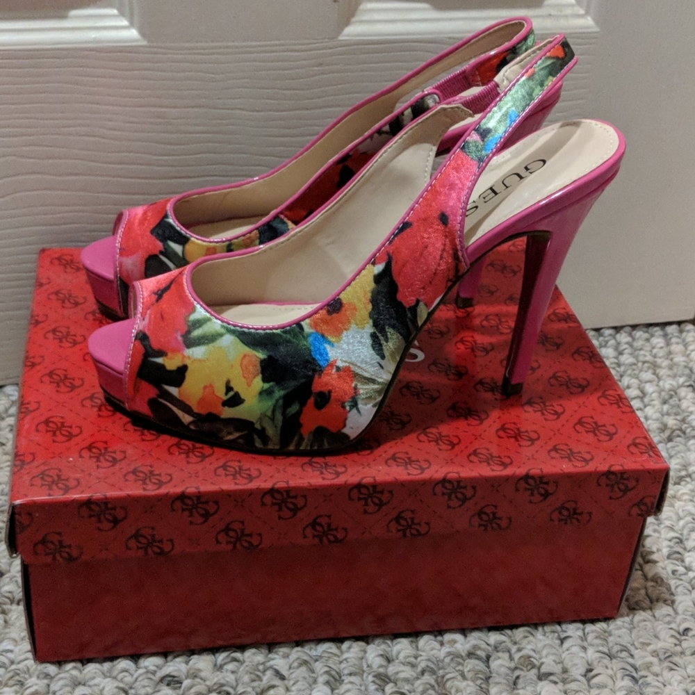 Guess Aerra3 Pink Floral Heels